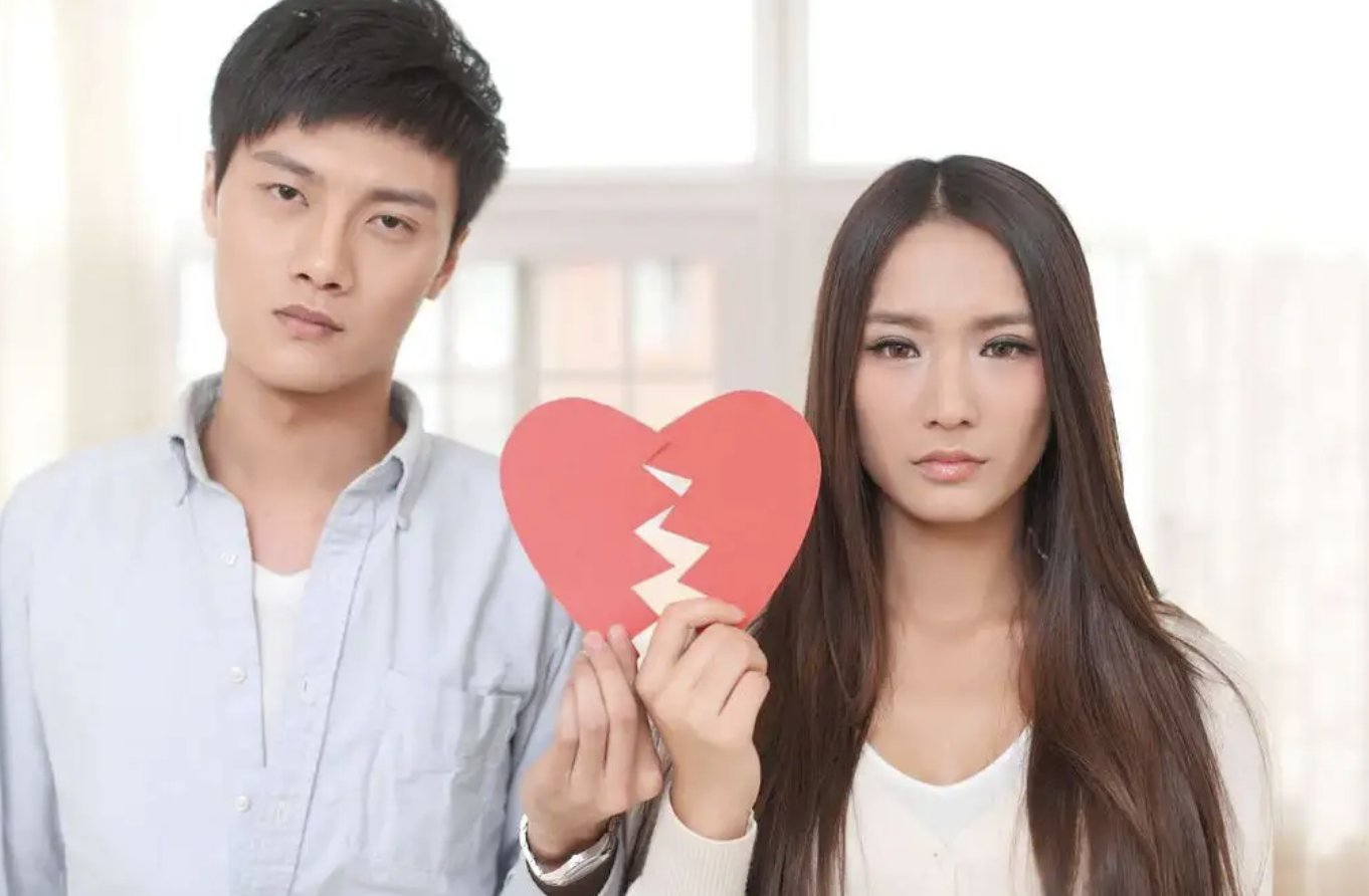 和老公冷戰(zhàn)有什么辦法解決-逢愛情感咨詢